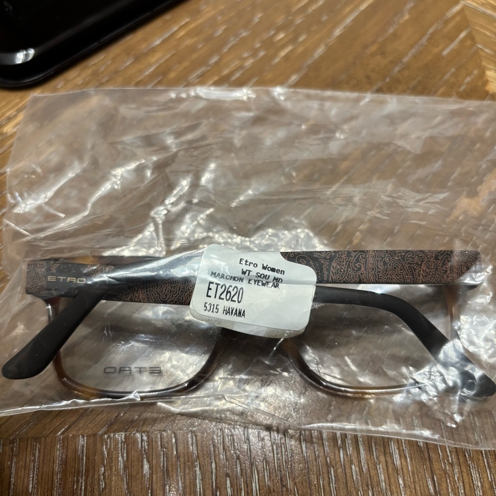 Etro Brown Rectangular Glasses With Subtle Design - image 4